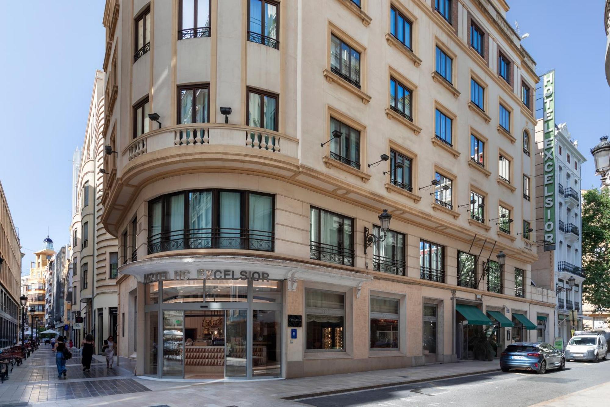 Catalonia Excelsior, Valencia